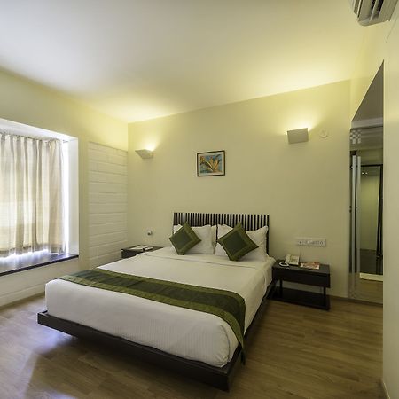 Treebo Trend Spektrum Suites Mysore Buitenkant foto