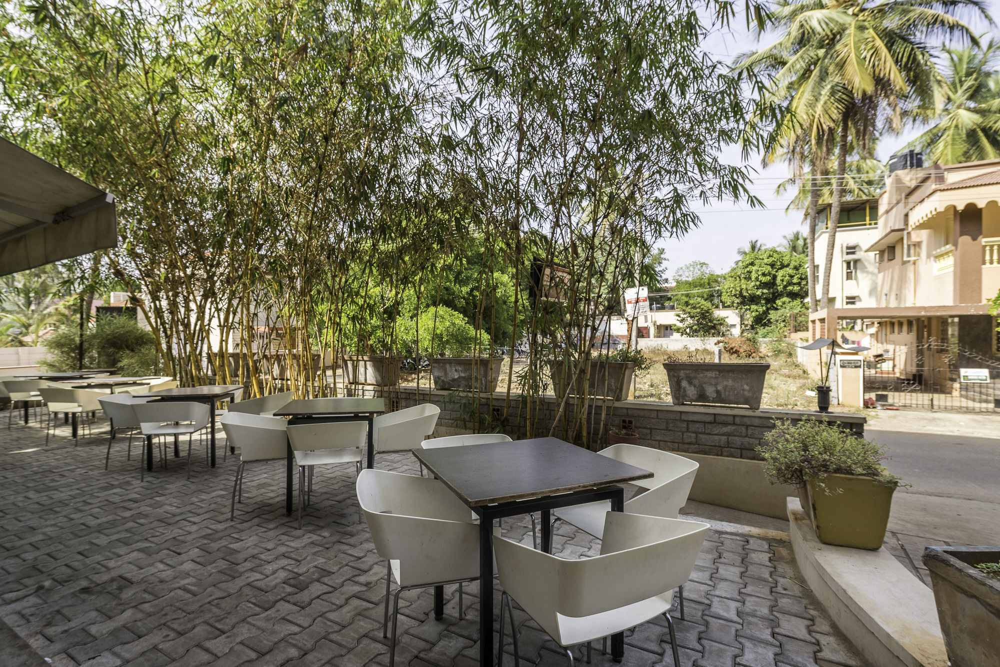 Treebo Trend Spektrum Suites Mysore Buitenkant foto