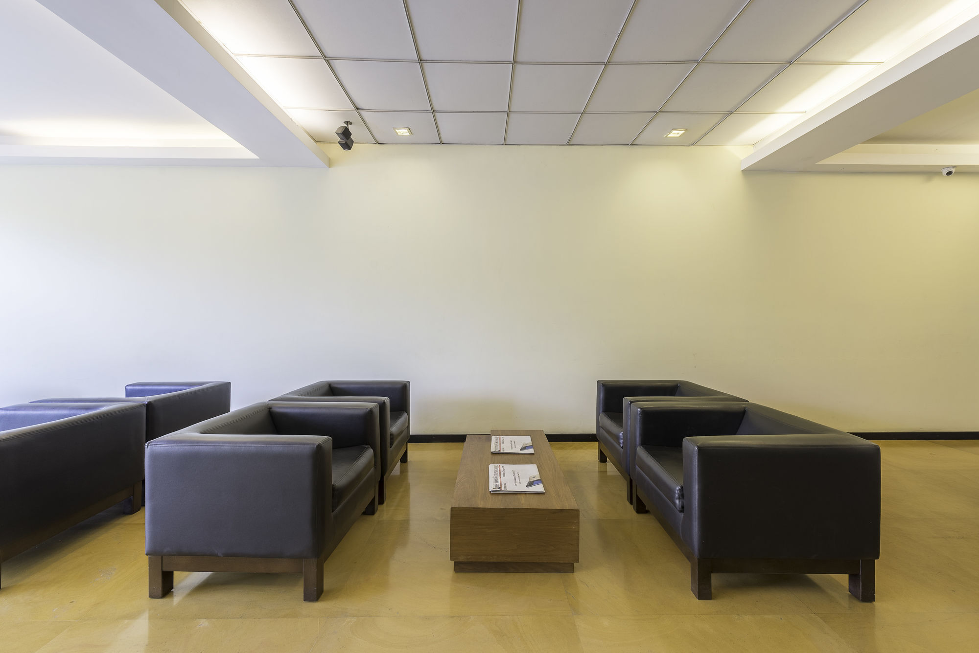 Treebo Trend Spektrum Suites Mysore Buitenkant foto